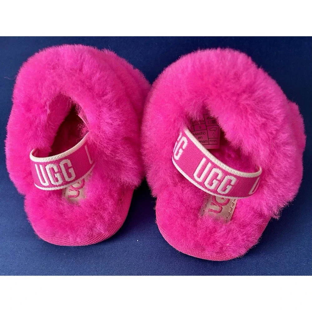 UGG BABY GIRL NEWBORN 0/3 Month Fluff Hot pink slide sandal logo strap size 0  1